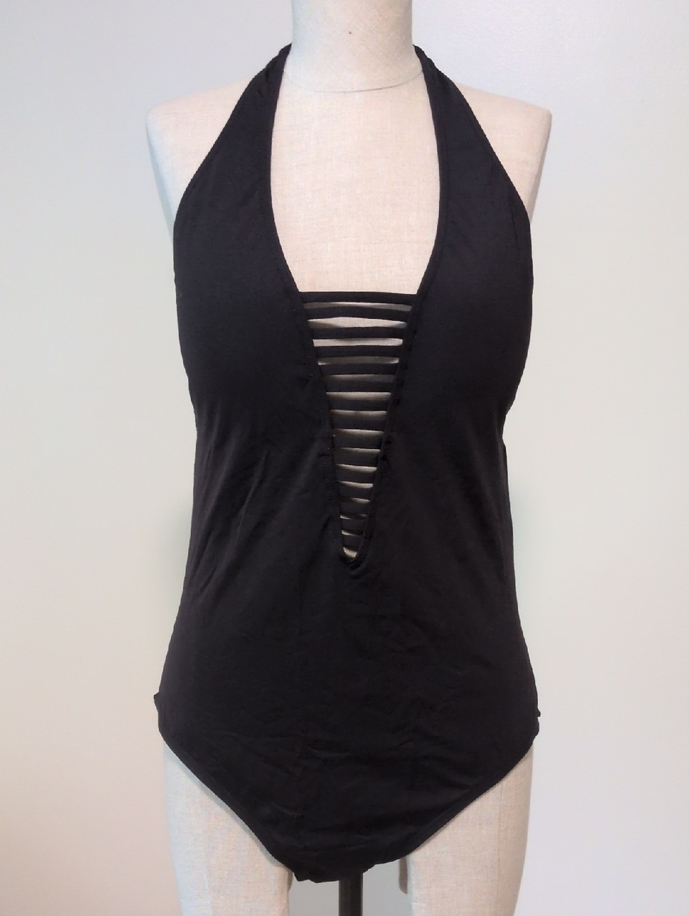 XL NWT Kenneth Cole New York Black Women's One-Piece Swimsuit
